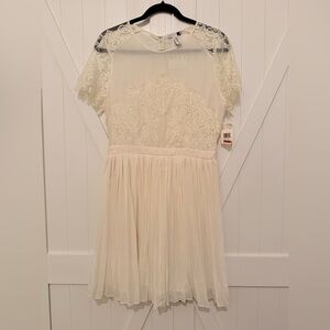 Impulse Ivory Lace Bodice Pleated Dress
